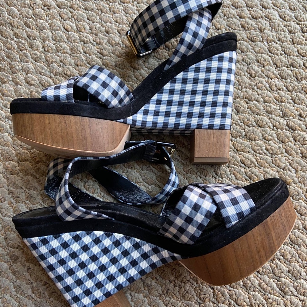 Wedges shoes
